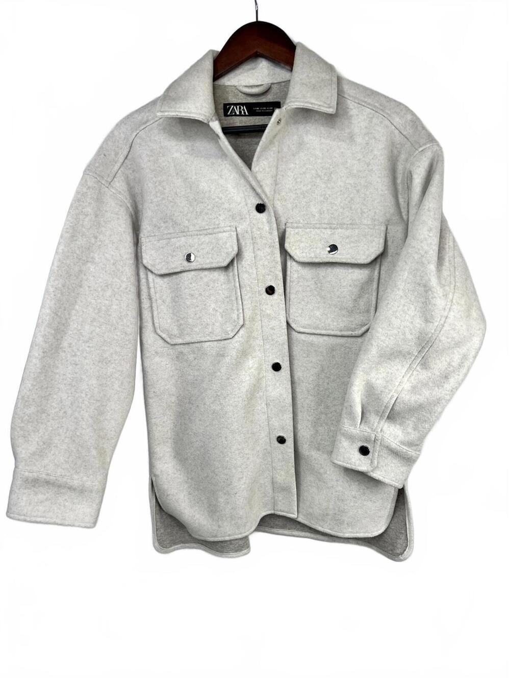 Zara Women’s Size XS Soft Felted Button-Down Overshirt Shacket in Light Gray